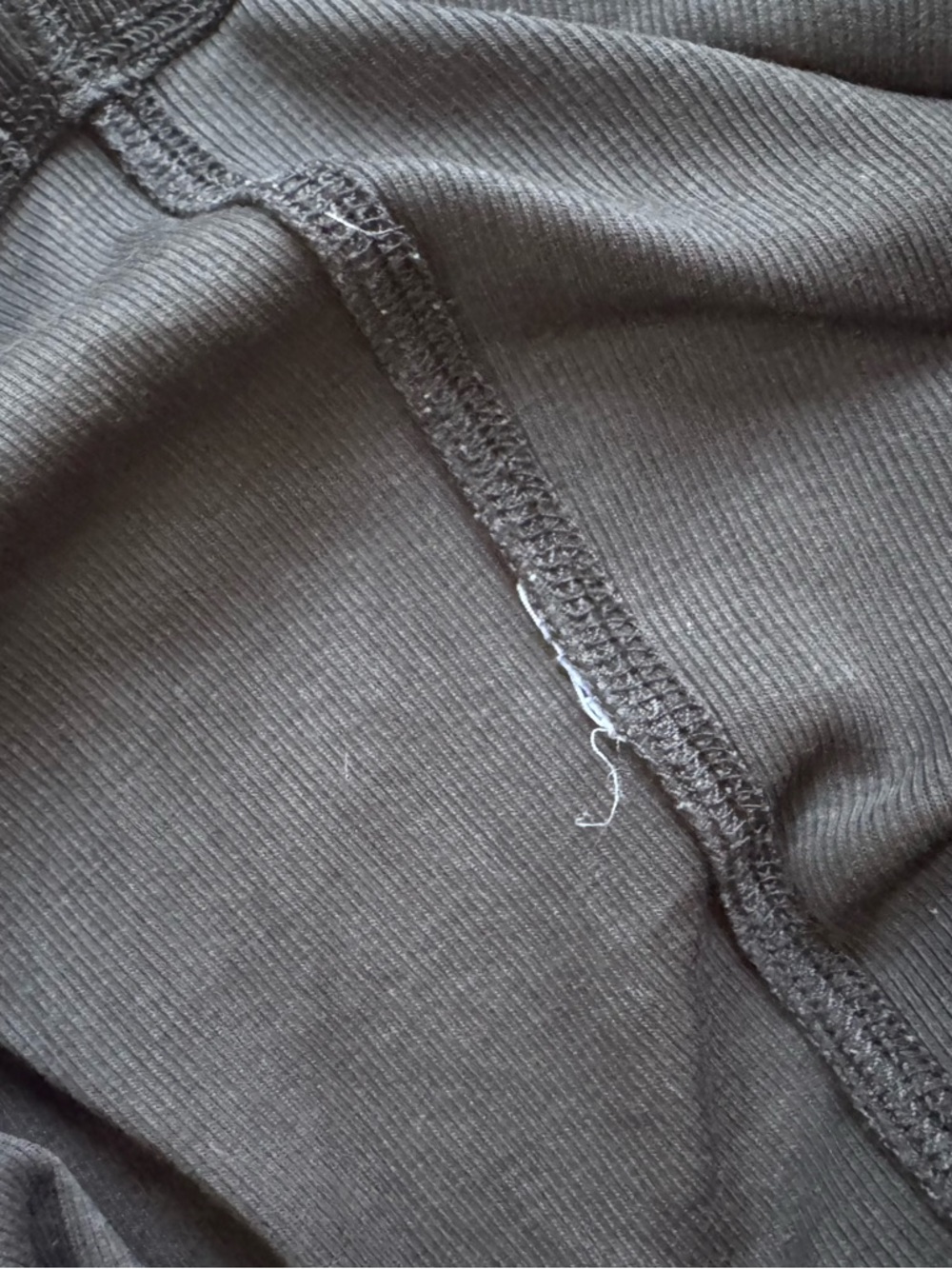 Everlane Micro Rib Turtleneck - Picture 5 of 5